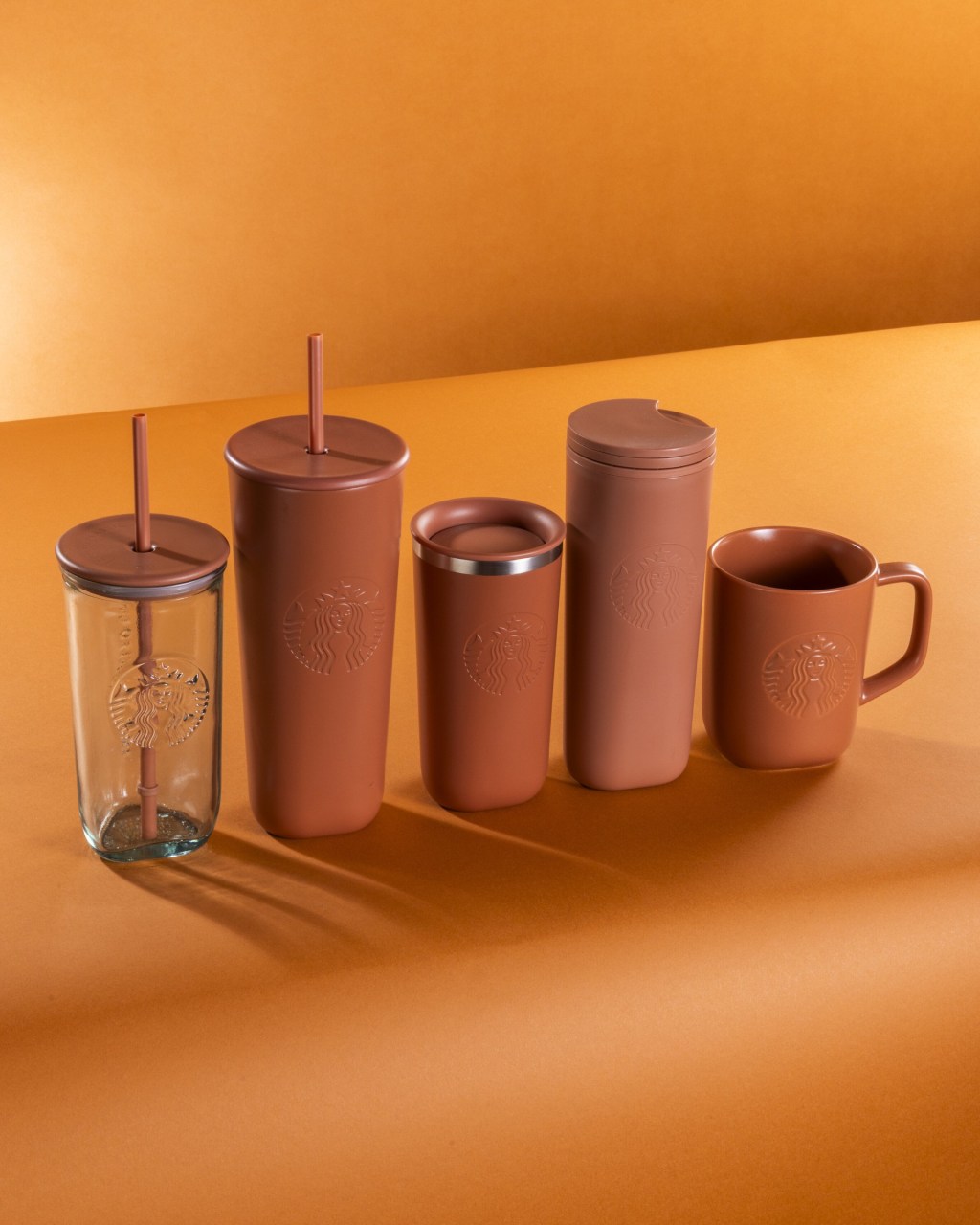 Sostenibilidad en cada sorbo: descubre los termos y tazas con materiales reciclados de Starbucks&nbsp;México