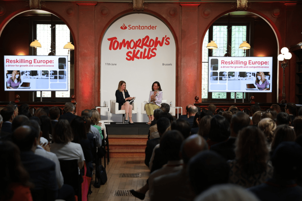 Formación continua y la IA, claves para la empleabilidad futura, según el “Informe sobre las Habilidades del Futuro” de&nbsp;Santander