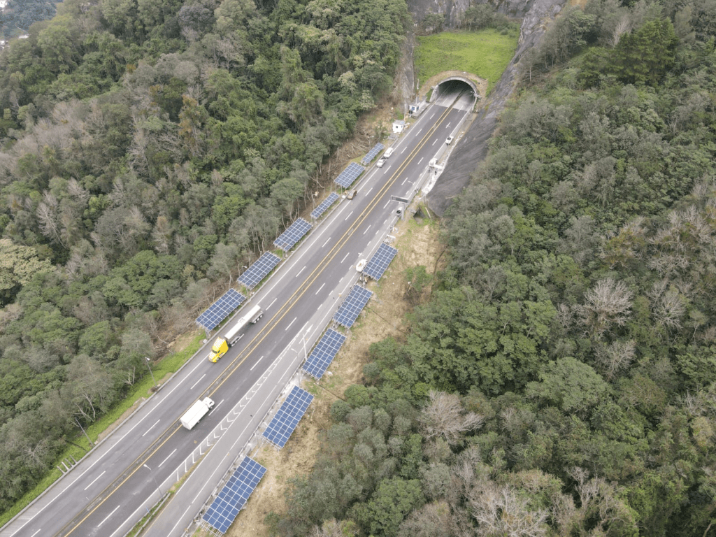 Autopista Perote-Xalapa impulsa la movilidad sustentable a través del primer túnel&nbsp;solar