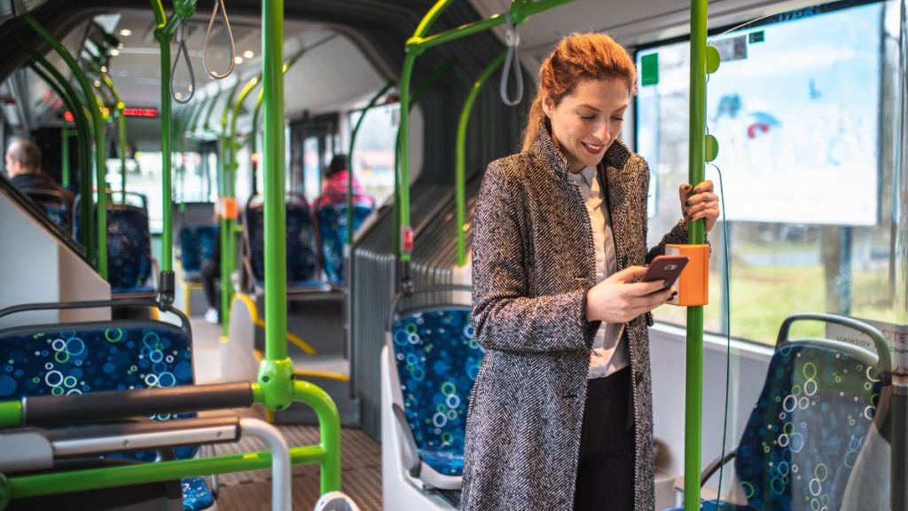 Electrificar el transporte, una apuesta estratégica y&nbsp;sostenible