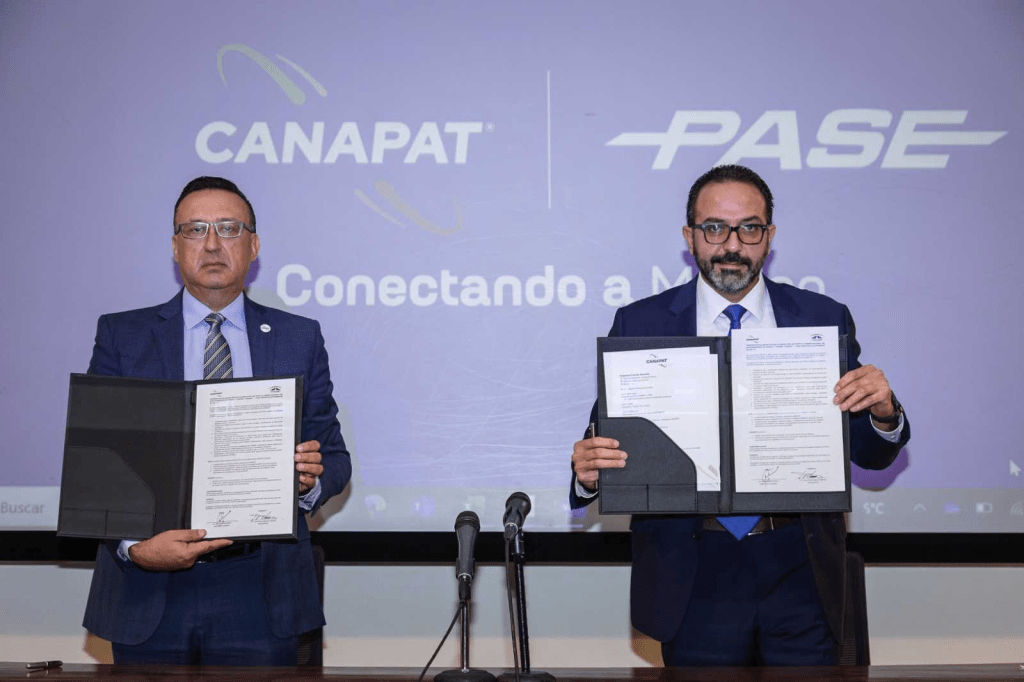 PASE y CANAPAT firman alianza estratégica para transformar el transporte de pasajeros en&nbsp;México