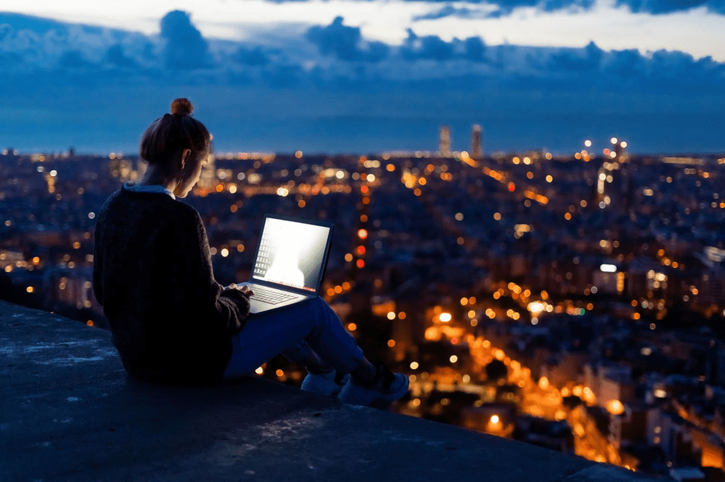 EY-Parthenon lanza desafío para sumar a más mujeres al mundo de la&nbsp;consultoría