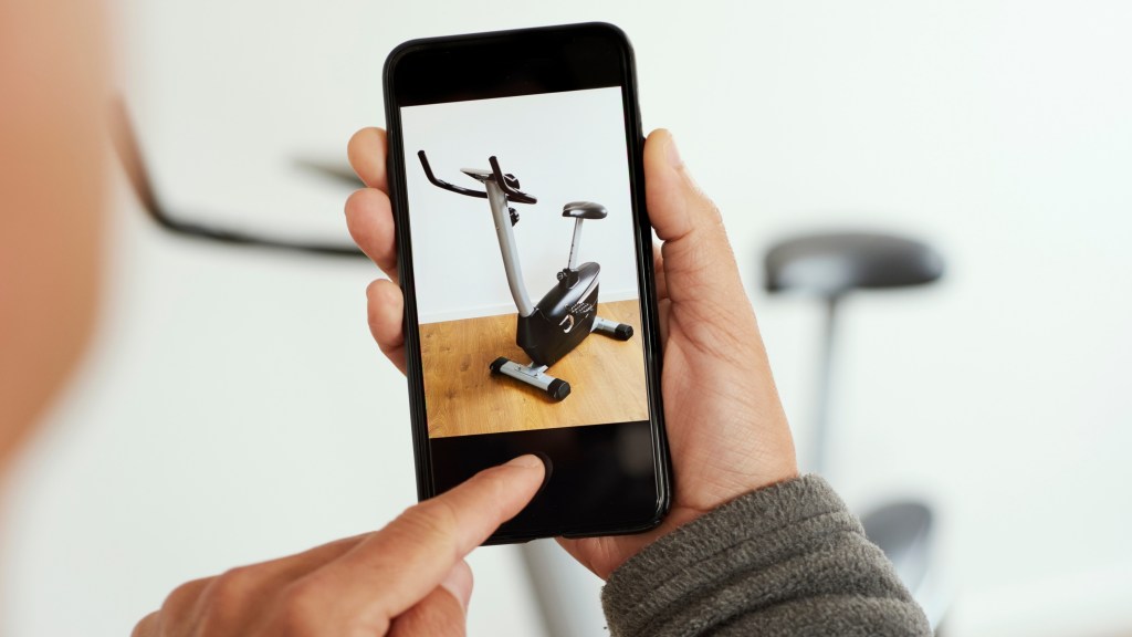 Asfixiará a pymes en México nuevo impuesto a plataformas digitales; Oracle AI World anticipa revolución por inteligencia artificial